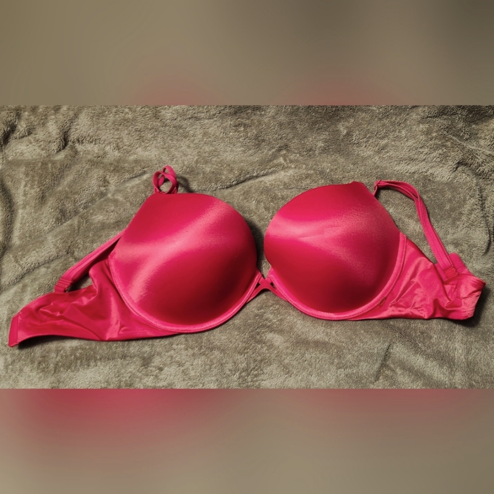Victoria Secrets Very sexy 32DDD/32F